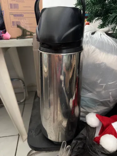 5 garrafas térmicas quente e gelo