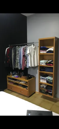 Guarda roupa - arara 