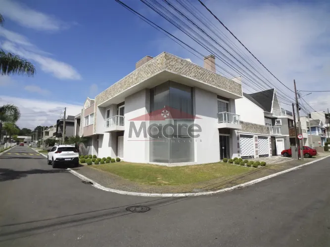 Sobrado com 4 dormitórios à venda por R$ 2.300.000,00 no bairro Umbará - CURITIBA / PR