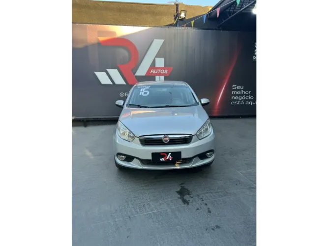 Fiat Grand Siena Essence 1.6 Flex 16V 2016