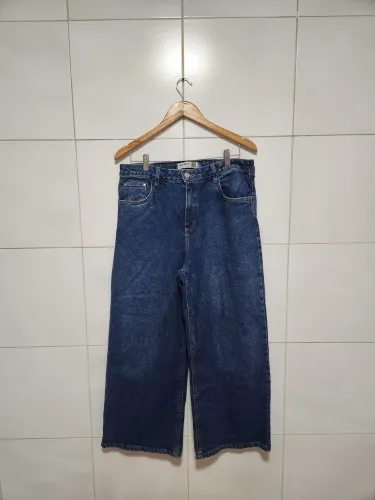 Calca jeans wide leg 44