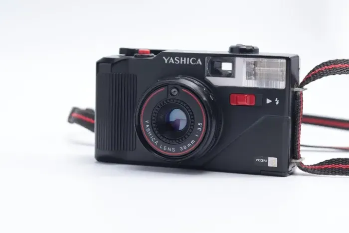 Câmera Analógica Yashica MF-3 Super 35mm - Funcionando