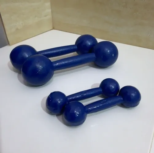Par de halter 5kg cada + par de halter 1kg cada