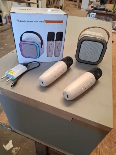 Wireless karaokê spaker
