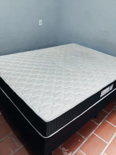 Cama box casal