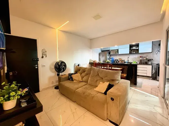 Apto, 64m², 2/4, 1 vgs no Ed. Mistral