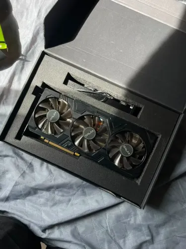 RTX 2070 SUPER 8gb Galax Triple fan