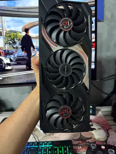 AMD Radeon? RX 7900 XT Phantom Gaming 20GB OC