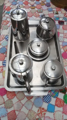 CONJUNTO DE CHÁ E CAFÉ ÓTIMO ESTADO SOU DE PETRÓPOLIS