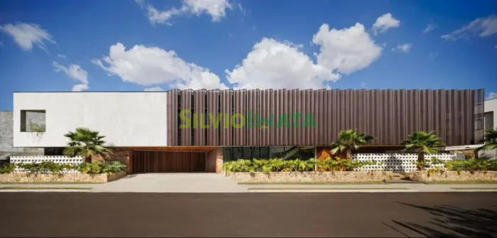 Casa de Alto Padrão à Venda no Condomínio EcoGarden Residence 617 m² Privativos | Piscina 