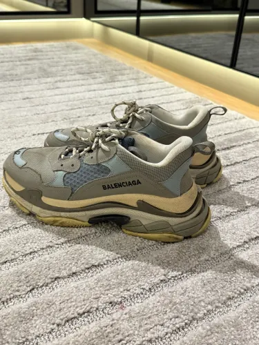 Tenis Balenciaga Triple S n42