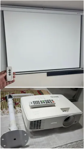 Projetor + Tela Retrátil
