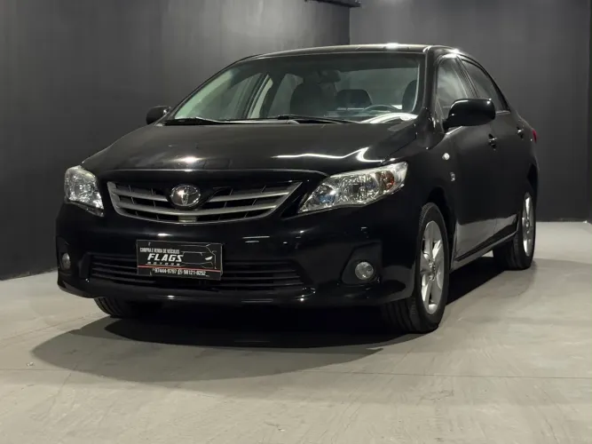 Toyota Corolla GLI 1.8 Flex 16V Aut. 2014
