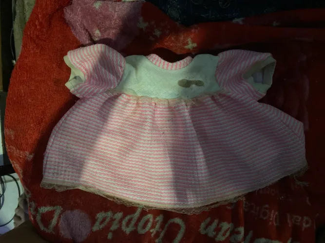 Roupinha original da boneca meu bebê