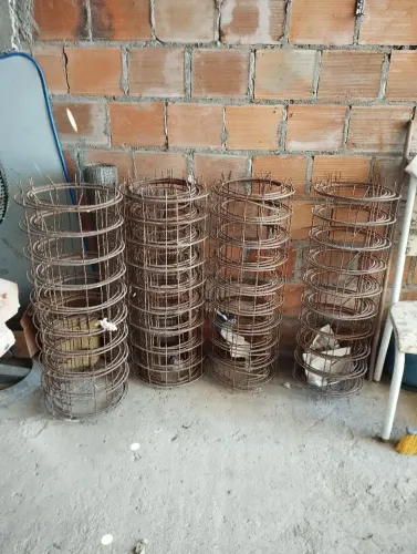 Vendo coluna de ferro 