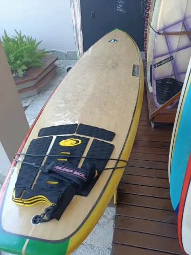 Prancha de Surf 6'10 (2,08m) + Capa - Pronta pra Uso