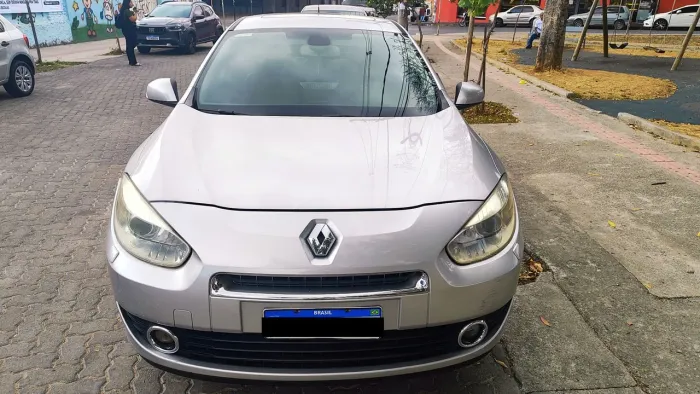 Renault Fluence Sedan Privilège 2.0 16V Flex AUT 2012