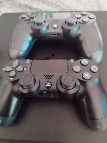 Playstation 4 Completo Ps4 Play Slim Semi Novo 1TB + 2 Controles Originais + GTA V - Video