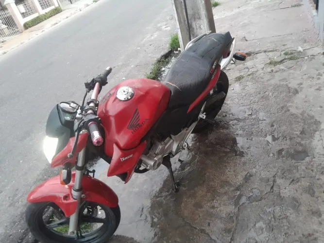 Moto pra venda de leilão bairro ou interior
