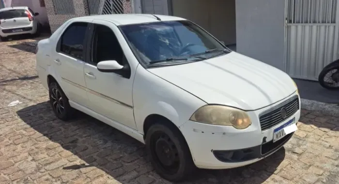Fiat Siena Tetrafuel 1.4 MPI Fire Flex 8V 4P 2011