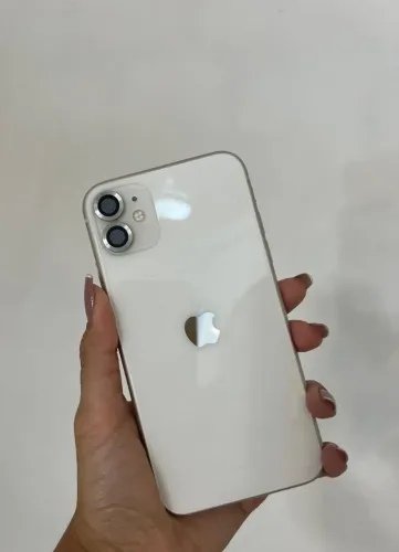 iPhone 11 seminovo