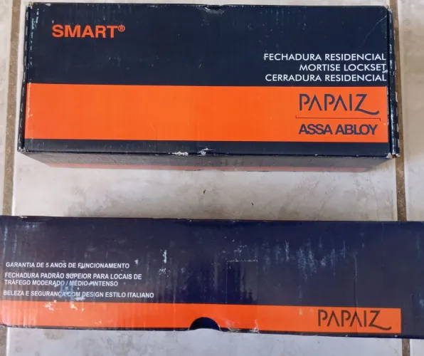 Vendo 2 Fechaduras Papaiz novas para porta Banheiro