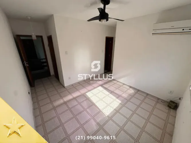 Apartamento Claro e Arejado de 2 Quartos em Del Castilho, Próximo ao Shopping Nova América