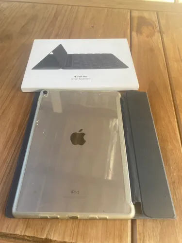 ipad pro 10.5 64 gb wi-fi apple com smart keyboard