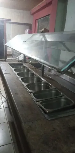 Buffet quente e frio
