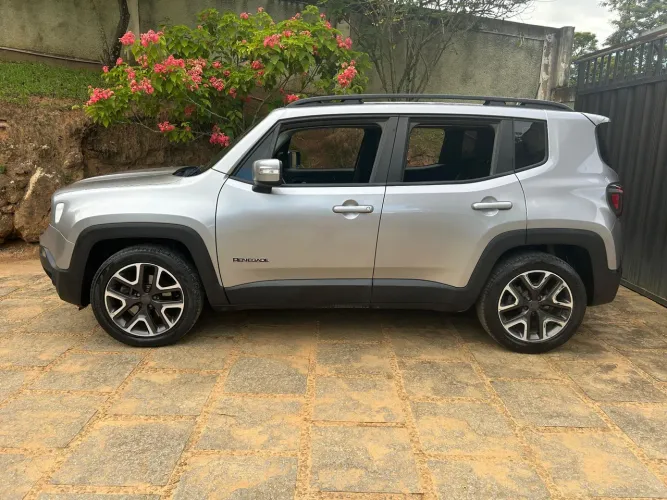 Jeep Renegade Longitude 1.8 4X2 Flex 16V Aut. 2021