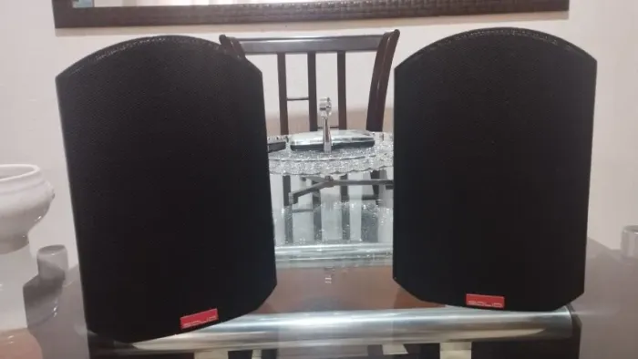 Caixas Acústicas Bowers & Wilkins HCM2 - Par | Estado de Novas.