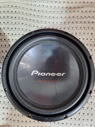 Par de Subwoofer Pioneer 12" TS-W309D4