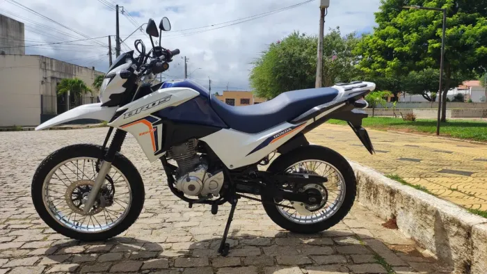 Bros 160 ano 2024