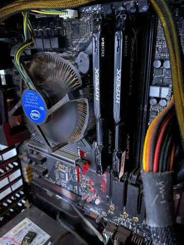 I5 8400 + 16gb ram ddr4 hyperx + placa mãe asrock b360m