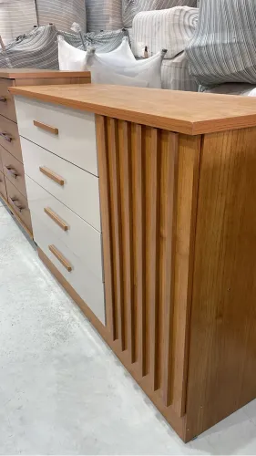 Cômoda 4 Gaveta PRONTA ENTREGA
