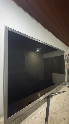 TV 64 POLEGADAS
