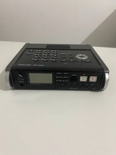 Gravador Tascam (não funciona)