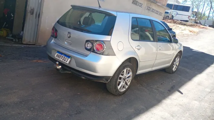 Vendo ou troco carro ou moto menor valor