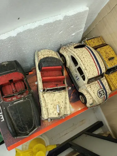 Coleção 04 carros miniaturas 0,30cm - 100,00