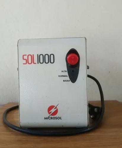 Estabilizador de tensão da Microsol, modelo SOL 1000. Proteção de energia.