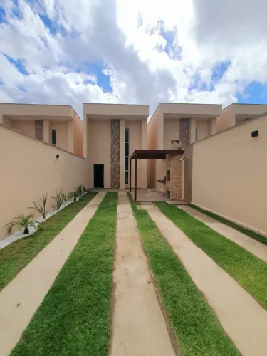 Casa para venda tem 94 metros quadrados com 3 quartos em Coaçu - Eusébio - Ceará