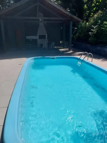 Alugo kitnet na Lagoa da Conceição
