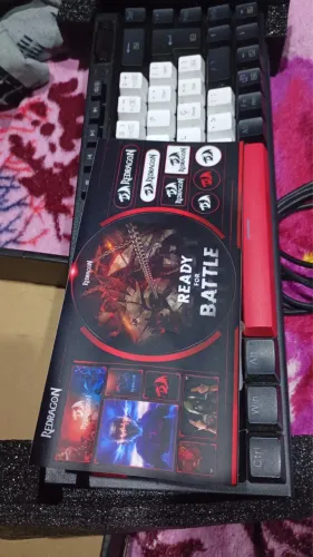 Teclado Redragon Magic Wand / Castor K631