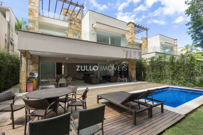 Casa em Condomínio para comprar ou alugar com 390m², 5 quartos, 5 suítes, 4 vagas no bairr