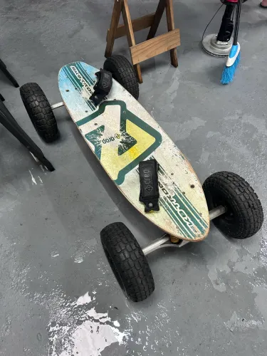 Skate elétrico Tronik SK8 800W