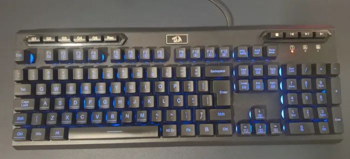 Teclado Gamer com Fio (Membrana)