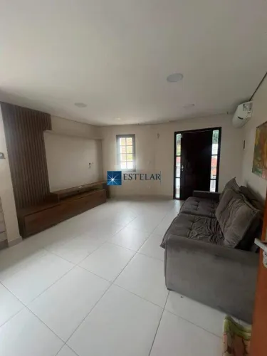 ÓTIMA CASA PARA LOCAÇÃO SEMI MOBILIADA EM CÉSAR DE SOUZA / LOT. RIO ACIMA