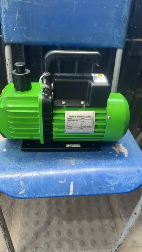 Bomba de Vácuo Duplo Estágio 6 CFM ET140 - Bivolt - Pouco Uso - Ar Condicionado