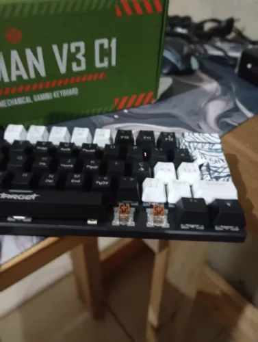 TECLADO TARGET SHERMAN V3 C1