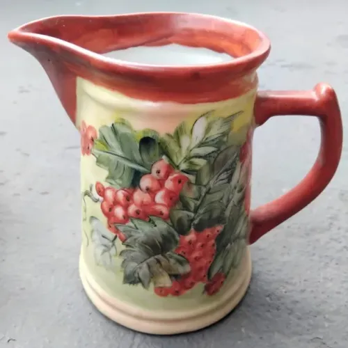 Jarra porcelana pintada a mão